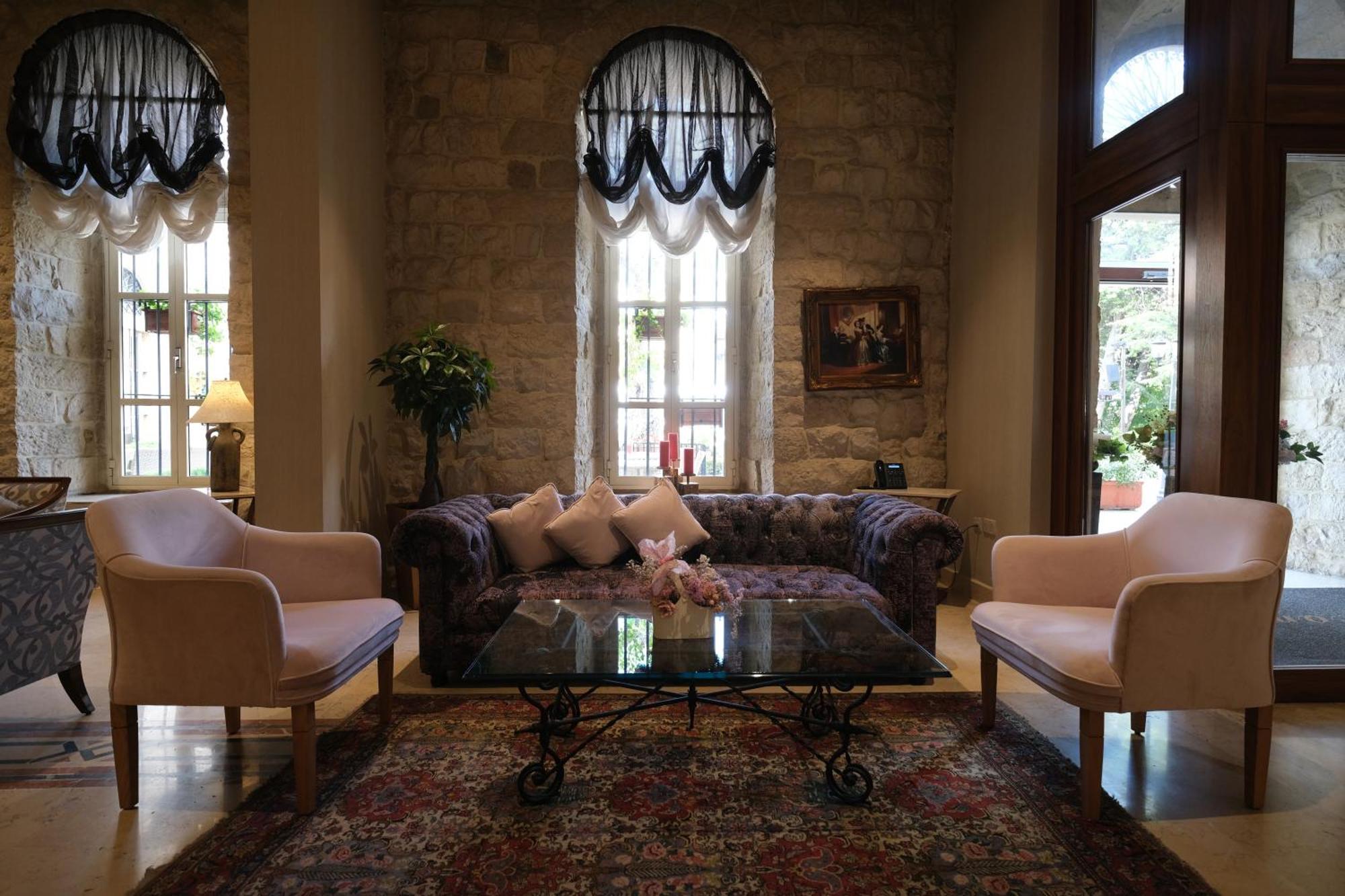 Grand Kadri Hotel - History Marked By Cristal Lebanon Zahle Exterior photo