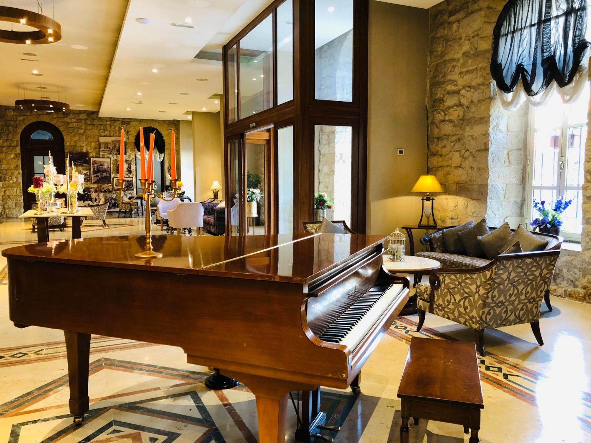 Grand Kadri Hotel - History Marked By Cristal Lebanon Zahle Exterior photo