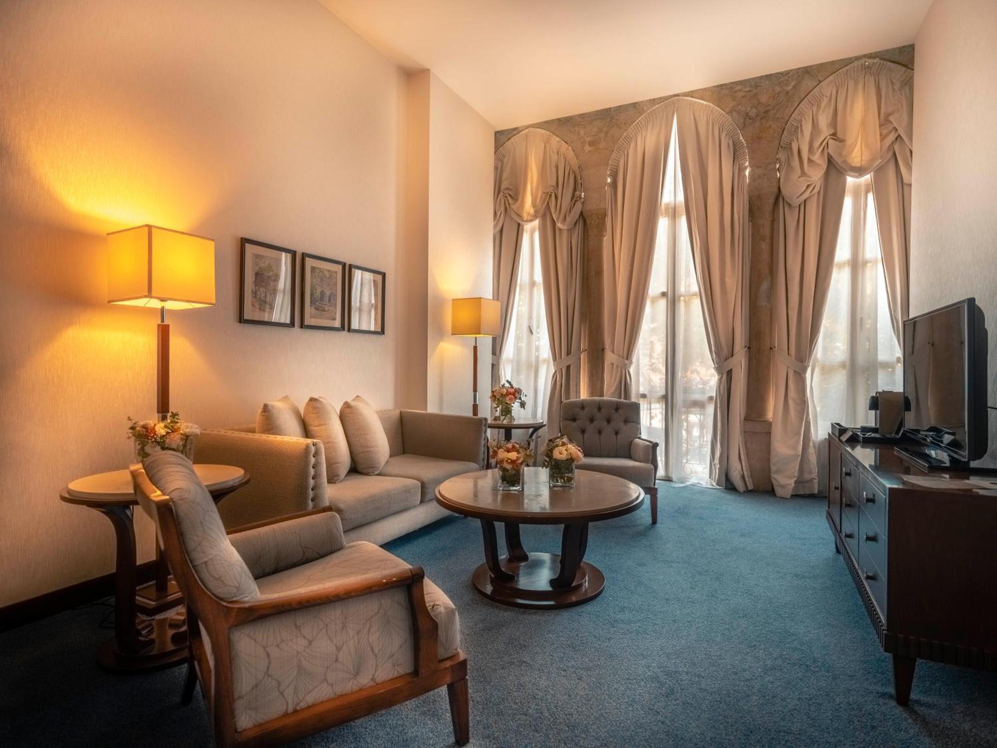 Grand Kadri Hotel - History Marked By Cristal Lebanon Zahle Exterior photo