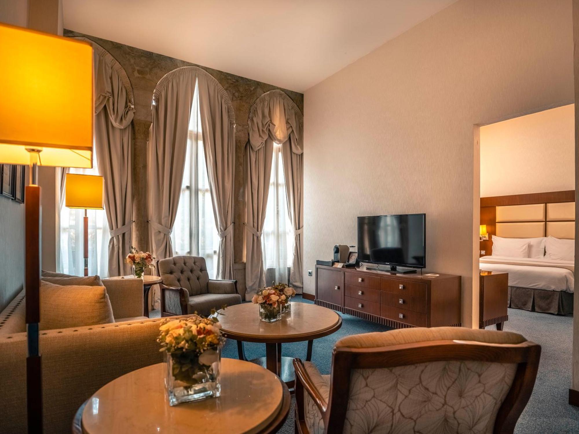 Grand Kadri Hotel - History Marked By Cristal Lebanon Zahle Exterior photo